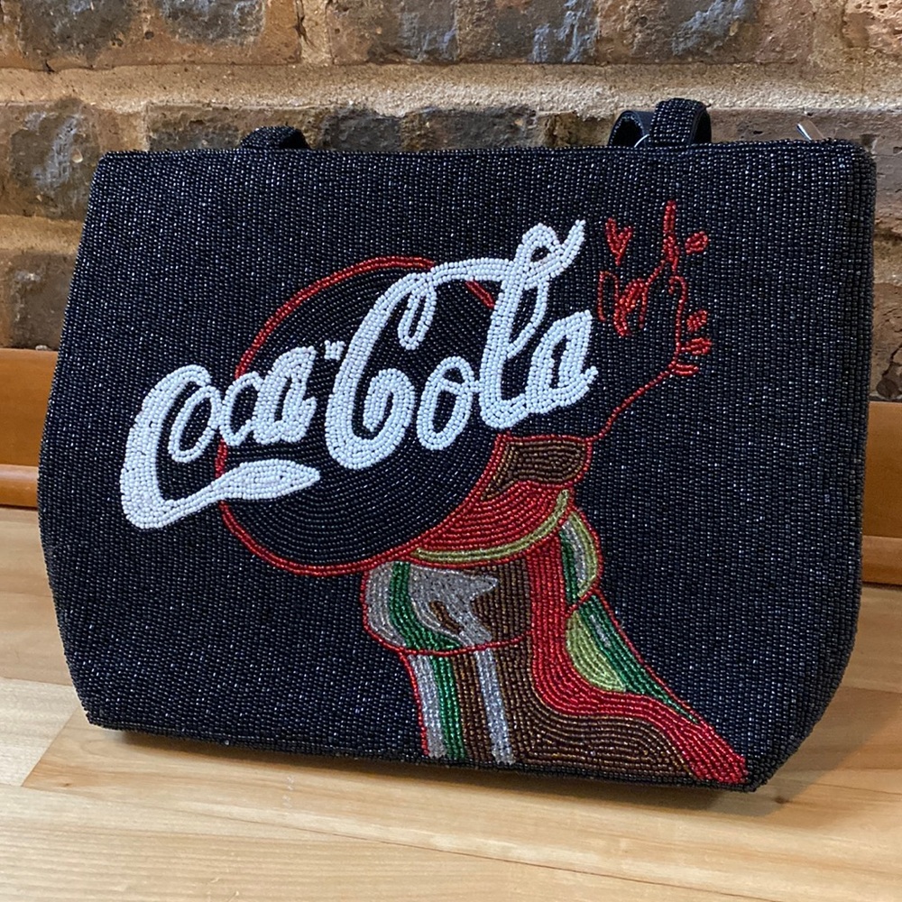 ❤️🖤 nwt BEADED Vintage Coca Cola Coke logo beaded purse